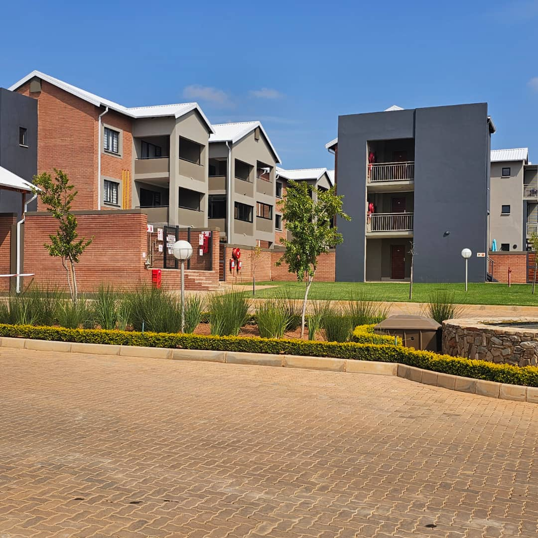 Kololo Estate